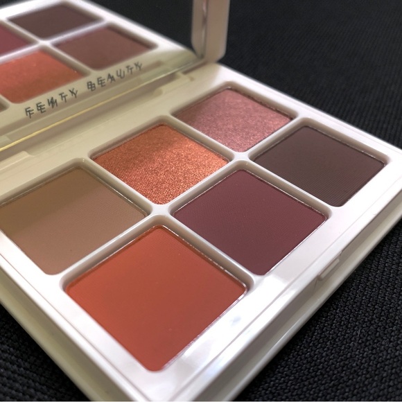 FENTY Snap Shadows Matte Shimmer & Metallic Eyeshadow Palette — Deep Neutrals - Picture 3 of 7